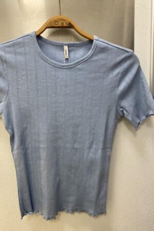 ONLTENNA O-NECK S/S TOP JRS NO SOFT CHAMBRAY